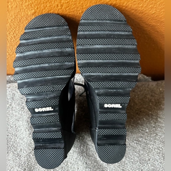 Sorel Black Leather Joanie ll Wedge Lace Up Sandals Size 9 EUC! - Picture 9 of 10